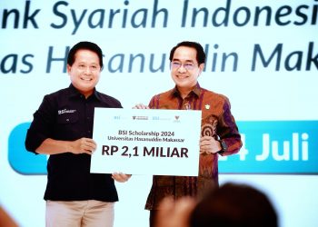 BSI Gelar CEO Mengajar di Makassar & Berikan Beasiswa Rp5,5 Miliar