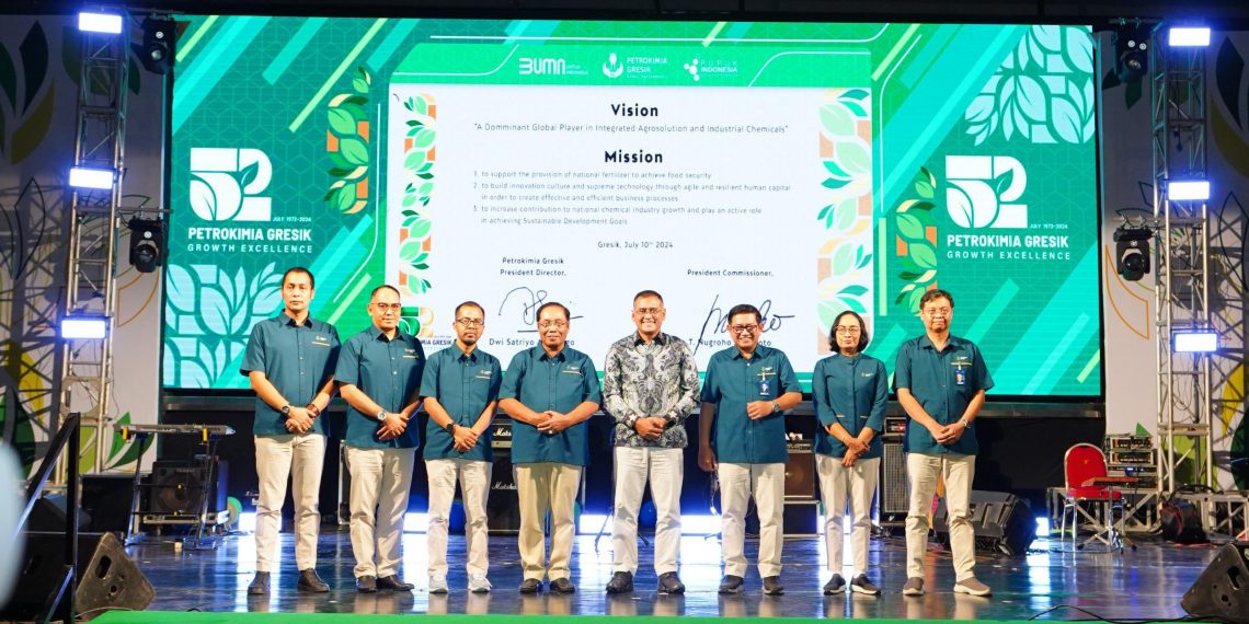 52 Tahun Tumbuh Semakin Unggul, Petrokimia Gresik Terus Dorong Kemajuan Pertania & Industri Kimia Yang Berkelanjutan
