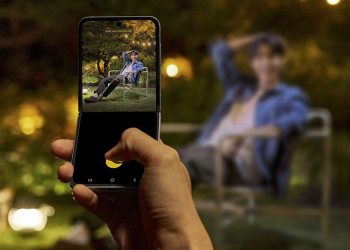 Bukan Kaleng-kaleng, Ini Keunggulan Kamera 50MP Galaxy Z Flip6 Terbaru!