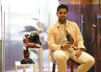 Galaxy Z Fold6 Memesona Atlet Jetski Internasional Aero Aswar