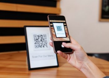 Hati-hati Penipuan QRIS Palsu, Begini Solusi Aman untuk Merchant