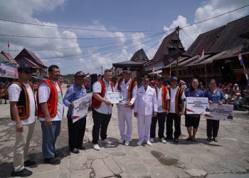 Mandiri Capital Indonesia Berpartisipasi di Program Relawan Bakti BUMN 2024 di Desa Wisata Hilisimaetano, Nias Selatan