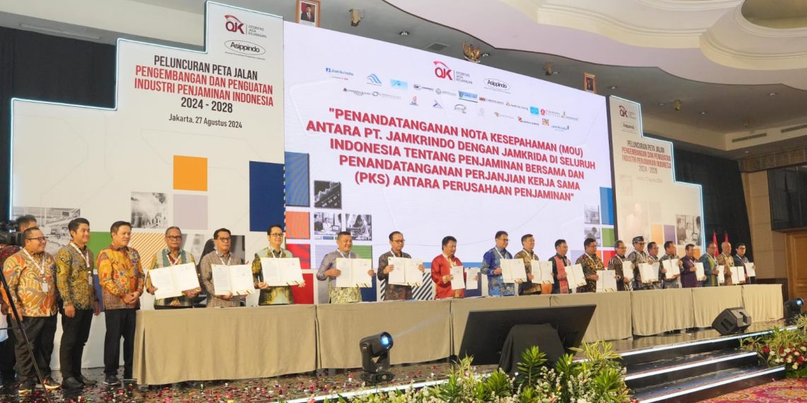 Dukung Peta Jalan Industri Penjaminan, Jamkrindo Tanda Tangani MoU dengan Seluruh Jamkrida