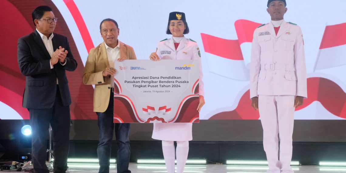 Bank Mandiri Berikan Apresiasi Senilai Rp 485 Juta ke Paskibraka Tingkat Pusat
