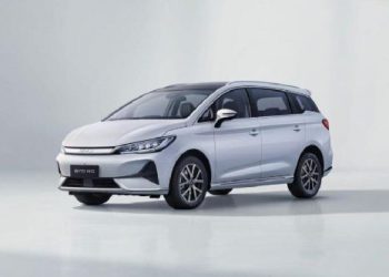 BYD M6 Hadir di Pusat Perbelanjaan Jakarta dan Sekitarnya