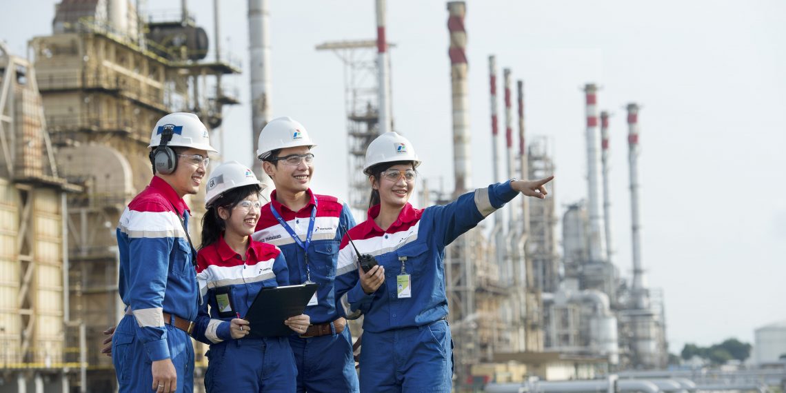 Pertamina Buka Lowongan Kerja Besar-besaran untuk Lulusan S1