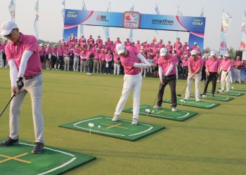 Smartfren 100% untuk Indonesia: Charity Golf Tournament 2024 Serahkan Donasi Rp200 Juta kepada Yayasan Buddha Tzu Chi