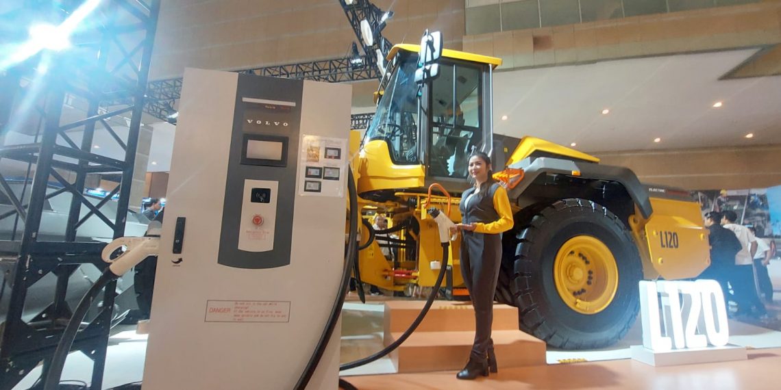 Volvo CE Luncurkan Mesin Elektrik Terbaru di Indonesia