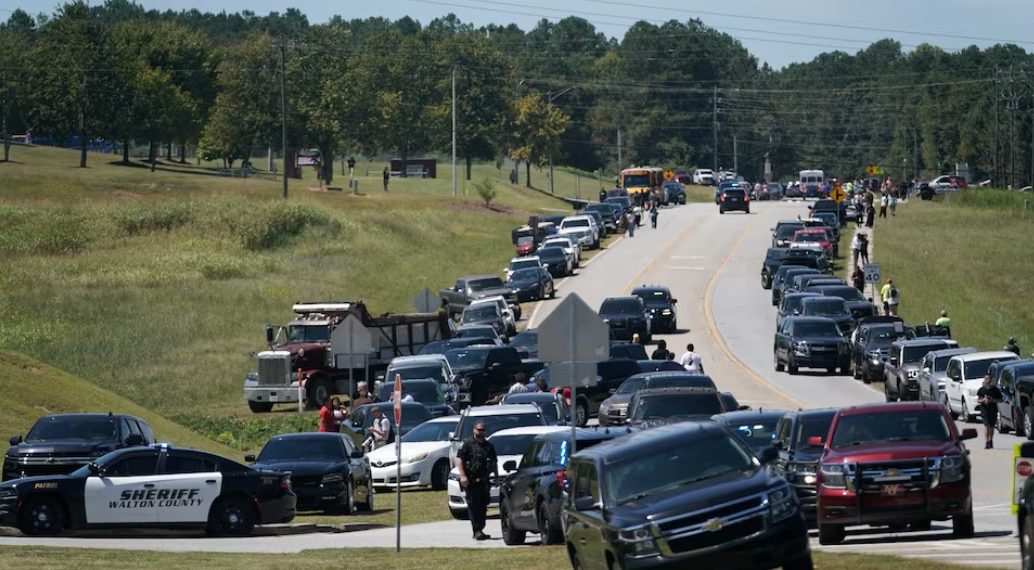 Layaknya Film Aksi Siswa SMA Georgia Menembak 4 Orang Secara Acak