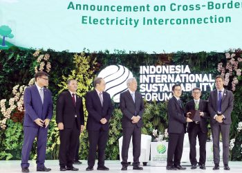 TotalEnergies dan RGE Mendapat Persetujuan Bersyarat untuk Pasok 1,0 Gigawatt Tenaga Surya dari Indonesia ke Singapura