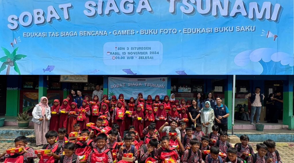 Komitmen Maccaferri terhadap lingkungan untuk meningkatkan kualitas hidup berkelanjutan diwujudkan dalam kegiatan CSR Sobat Siaga Tsunami: Kolaborasi dengan mahasiswa Universitas Multimedia Nusantara, Gugus Mitigasi Lebak Selatan, dan FPRB Situregen