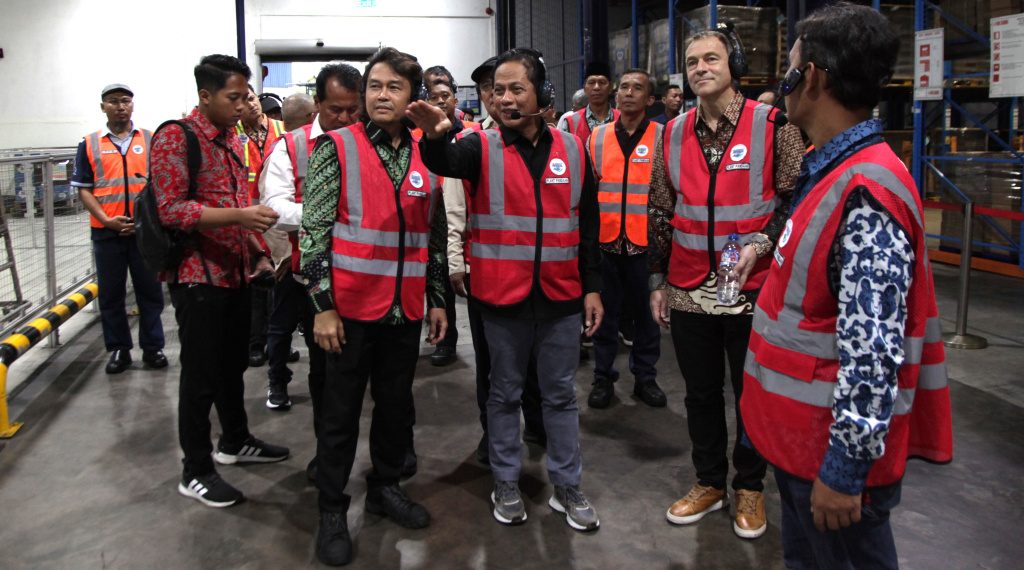 Kementerian Lingkungan Hidup Kunjungi Pabrik AQUA, Perkuat Sinergi Industri dan Pemerintah dalam Implementasi Ekonomi Sirkular dan Pemanfaatan Material Daur Ulang