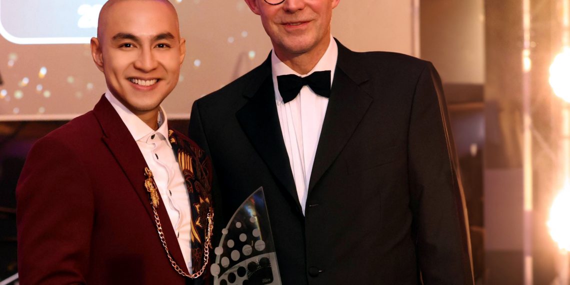 IOH Terima Penghargaan Best Digital Transformation di World Communication Award 2024