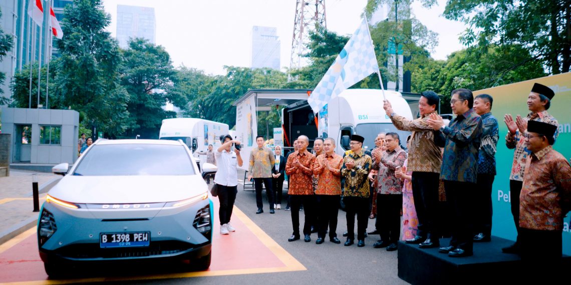 Dukung Implementasi ESG, BSI Luncurkan Mobil Operasional Listrik dan Digital Carbon Tracking Pada Milad ke-4