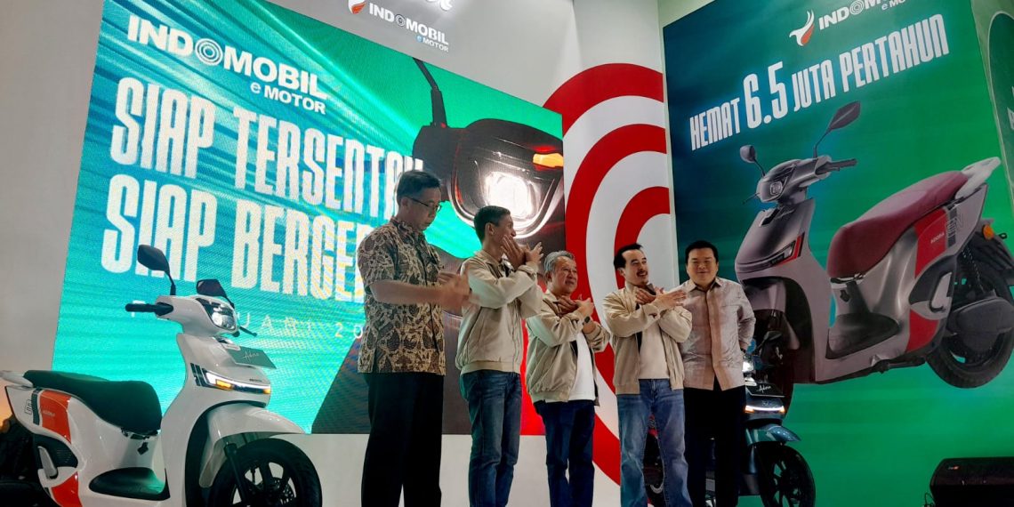 Indomobil Emotor Perkuat Komitmen di Industri EV dengan Menghadirkan Adora di IIMS 2025