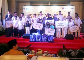 Jamkrindo Salurkan 6.000 Paket Sembako Gratis