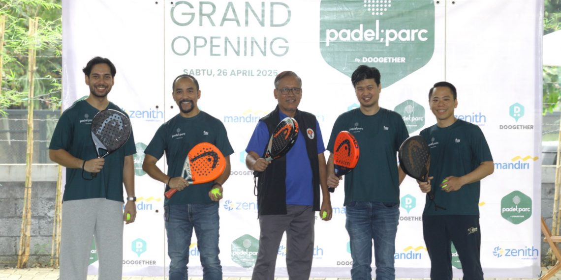 Bank Mandiri dan DOOgether Hadirkan Padel;Parc: Urban Lifestyle Sports Hub