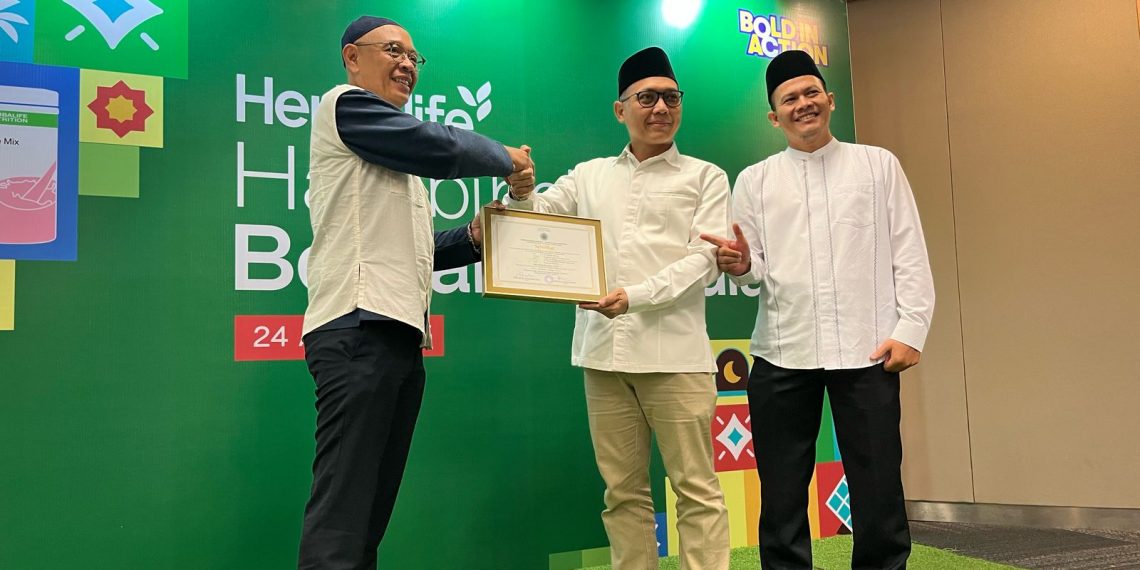 Herbalife Indonesia Umumkan Sertifikasi Syariah pada Acara Halal Bihalal bersama Media