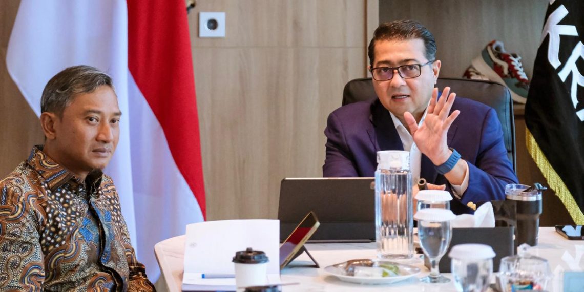 Menteri Ekraf Bertemu Bupati Pacitan, Bicarakan Potensi Ekraf Sebagai Mesin Pertumbuhan Ekonomi Daerah