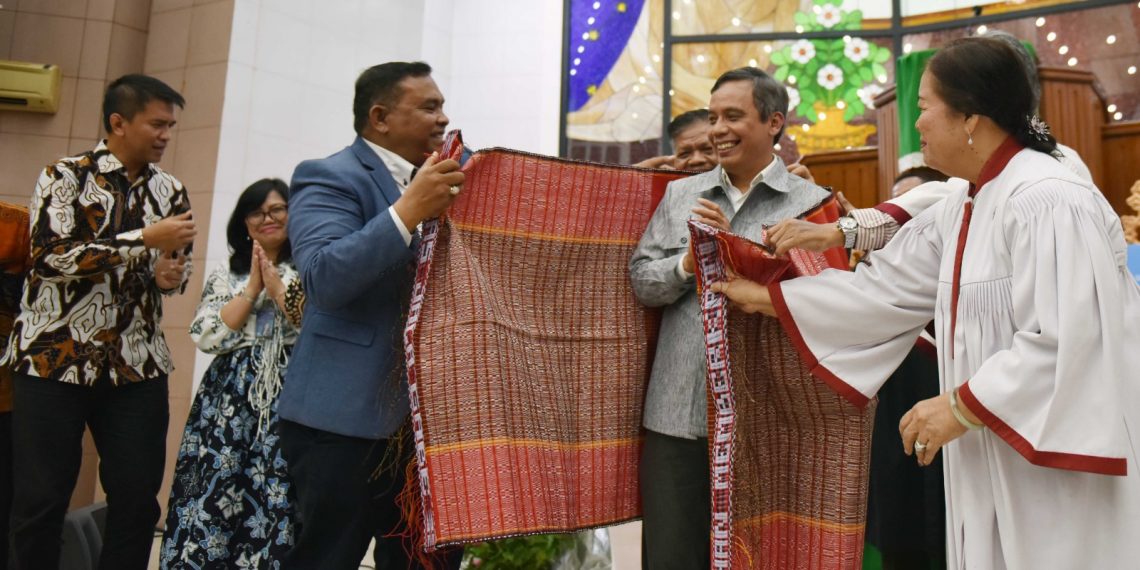 BTN Salurkan Bantuan TJSL Rumah Ibadah