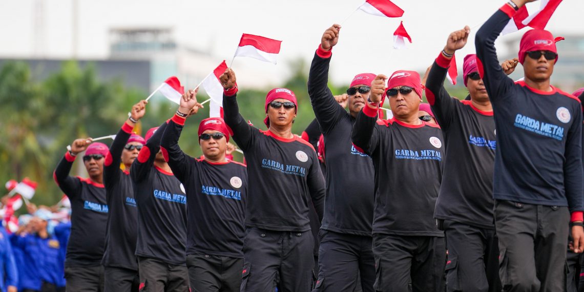 Dari Petani hingga Pelajar: Rakyat Hadiri Upacara Bhayangkara ke-79