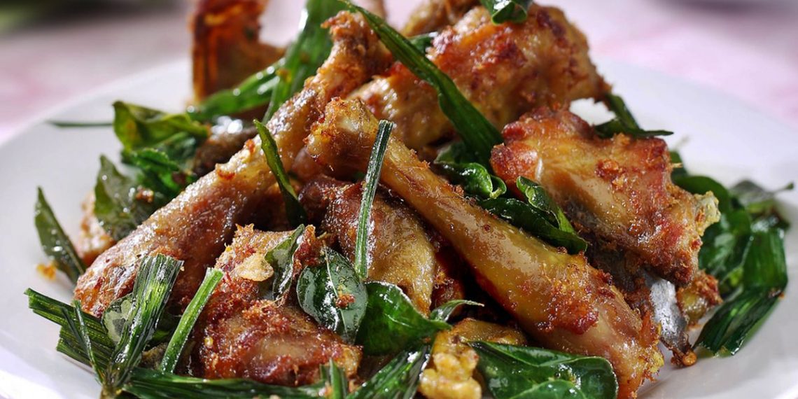 Menggoda Selera: Keunikan Ayam Tangkap, Aroma Khas dari Tanah Rencong