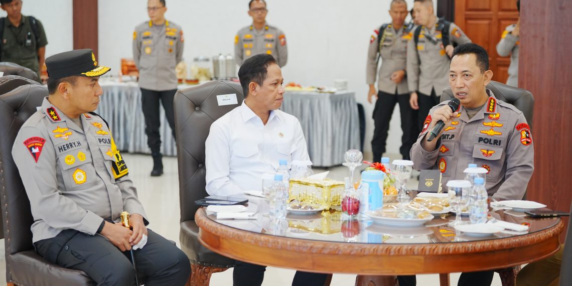 Kapolri: Penanganan Karhutla Riau Perlu Kolaborasi Seluruh Pihak