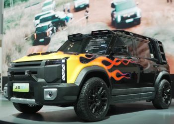 Chery J6: Kanvas Kreasi SUV Listrik nan Stylish, Siap Jadi Hadiah Spektakuler di IMX 2025!