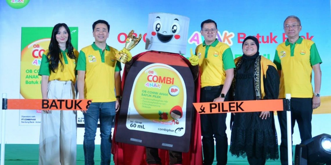 Perkuat Komitmen Inovasi, Combiphar Luncurkan OB Combi Anak Batuk Pilek Rasa Stroberi