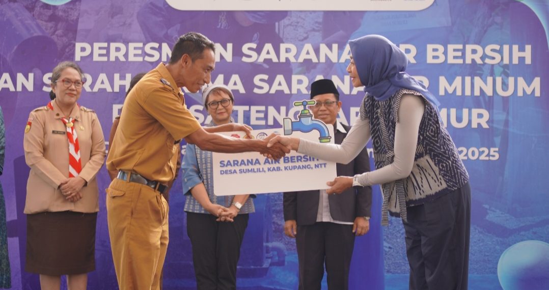 Dukung Pemerintah Capai Target Akses Air Minum Layak dan Aman, Danone Indonesia Resmikan Sarana Air Bersih dan Air Minum Aman di NTT