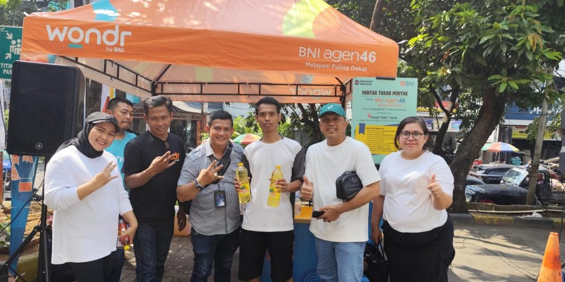 Cara Seru BNI Tingkatkan Literasi Digital Pedagang dan Pengunjung Pasar Tebet Timur