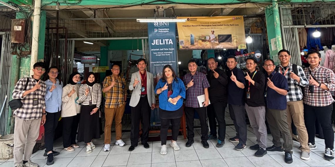 BNI Aktif Melakukan Kegiatan Literasi Digital di Pasar Pademangan Timur