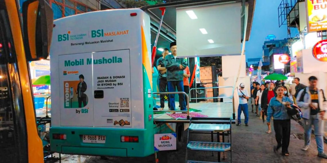 Rayakan HUT ke-80 RI,BSI Hadirkan Mobil Musholla dan Panggung Pesta Rakyat di Jl Sudirman