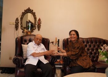 Dalam Rangka HUT RI ke-80, Bank Mandiri Taspen Memberikan Penghargaan Kepada Bapak Drs. Benny Soeparno, Veteran TNI AU, Sebagai Bentuk Apresiasi Atas Pengabdian Untuk Negeri