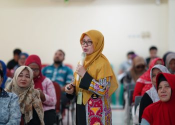 Air Isi Ulang Belum Tentu Aman: Warga Kebayoran Lama Selatan Dapat Penyuluhan soal Risiko dan Cara Meminimalisir Kontaminasi