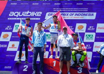 UKIR SEJARAH, PEBALAP INDONESIA JADI JUARA DUNIA TERMUDA DI AJANG AQUABIKE