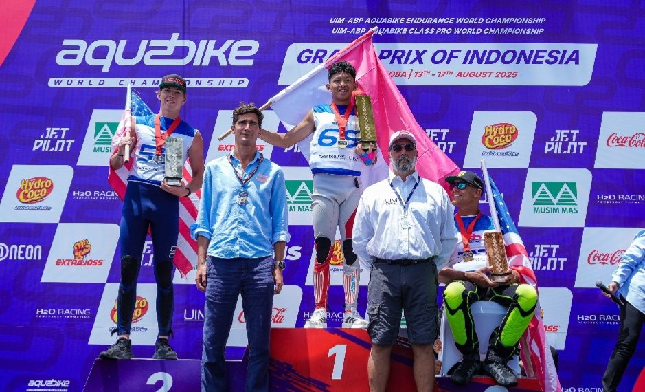 UKIR SEJARAH, PEBALAP INDONESIA JADI JUARA DUNIA TERMUDA DI AJANG AQUABIKE