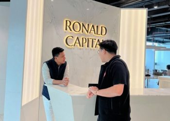 Timothy Ronald Kuasai 11 Juta Saham BBCA, Dijuluki “Warren Buffett Muda Indonesia”