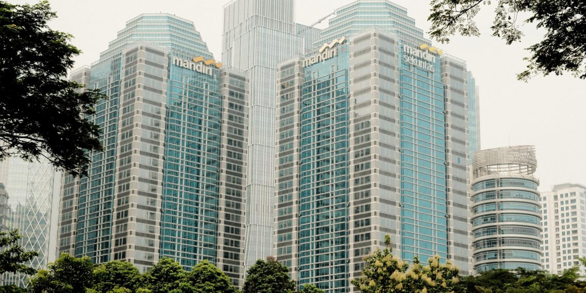 Bank Mandiri Raih Peringkat ESG Risk Rating Terbaik di ASEAN Versi Sustainalytics