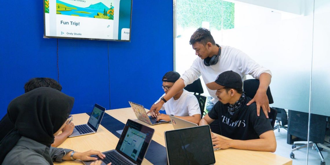 Dari Sukabumi Menembus 25 Negara, Orely Kini Bidik Pasar Tanah Air