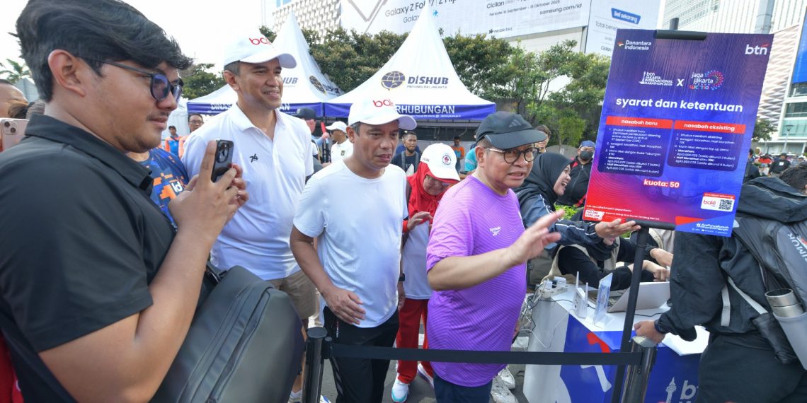 Gubernur DKI Jakarta Tinjau Booth BTN JAKIM di CFD Jakarta