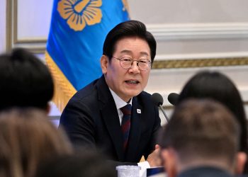 Presiden Korsel Lee Peringatkan Risiko Investasi Raksasa di AS