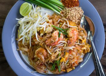 Pad Thai Jadi Ikon Street Food Thailand, Favorit Turis Asing di Asia