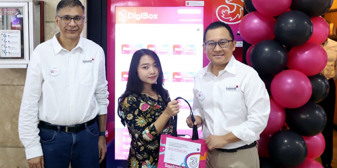 IOH dan Tri Rayakan Hari Pelanggan Nasional