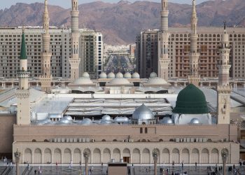 Ledakan Dekat Masjid Nabawi Hebohkan Jamaah, Diduga Rudal Usai Serangan Israel ke Yaman
