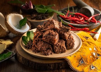 Rendang, Warisan Kuliner Minang yang Jadi Makanan Terenak di Dunia