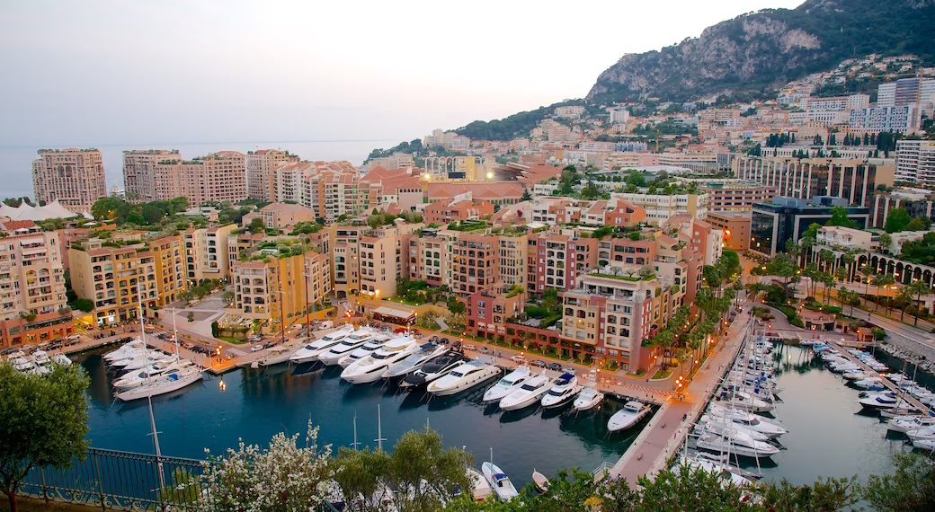 Monaco Surganya Pajak Rendah dan Mobil Sport
