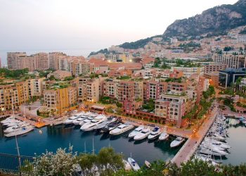 Monaco Surganya Pajak Rendah dan Mobil Sport
