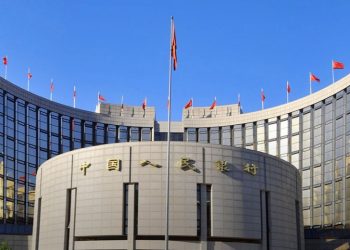 China Pilih Tahan Suku Bunga di Tengah Tekanan Ekonomi