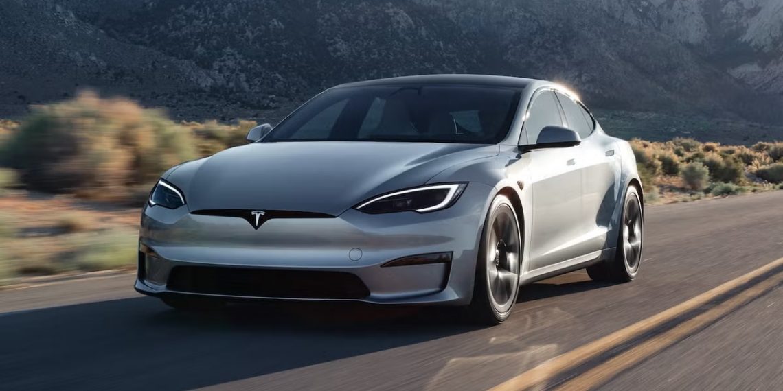 Mobil Listrik Jadi Tren Baru, Simak Kelebihan dan Tantangan di Pasar Indonesia